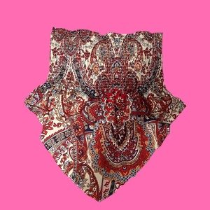 Ribbed strapless tube top with ruffled hem